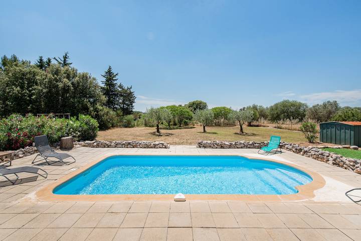 Ferienhaus für 8 Personen, mit Pool und Terrasse sowie Garten - 1