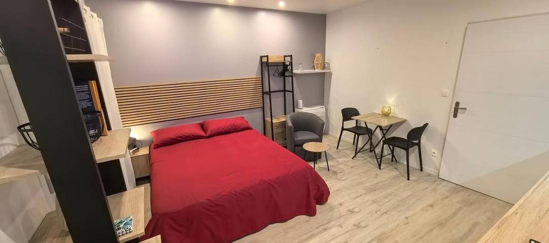 Gîte pour 2 personnes dans Villieu-Loyes-Mollon