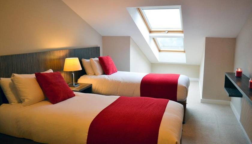 Hotel for 7 people, with Balcony and View in Carrick-on-Shannon