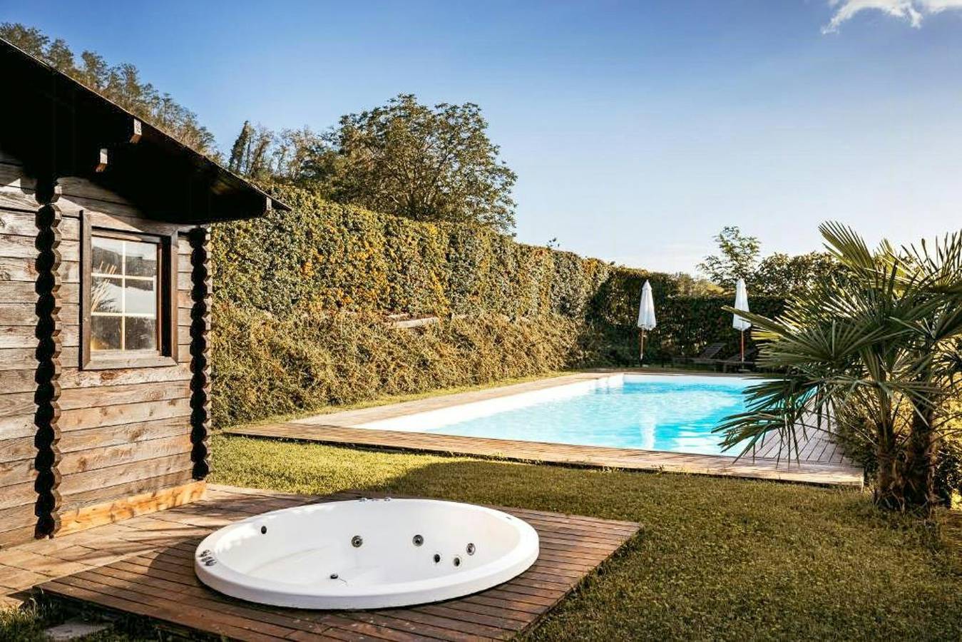 Villa mit Pool und Whirlpool Piemont in Nizza Monferrato, Asti Provinz