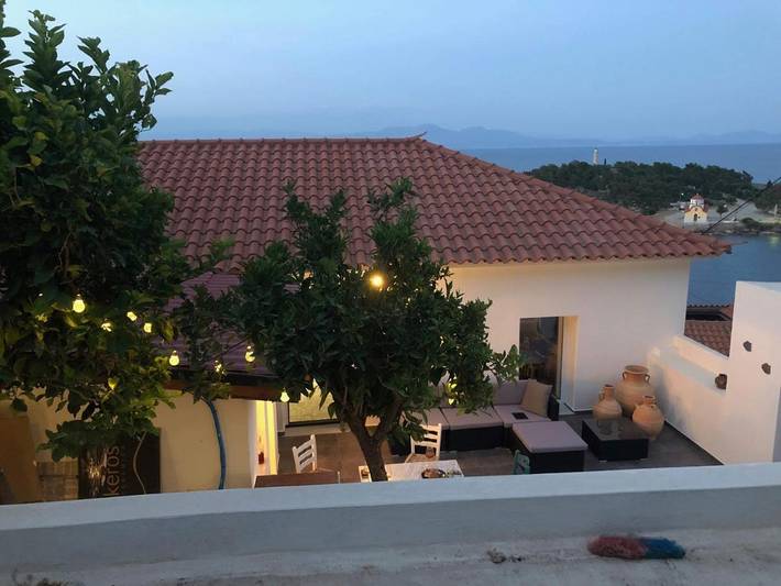 Location de vacances pour 4 personnes, avec vue sur le lac ainsi que jardin et vue dans Gytheion - 2