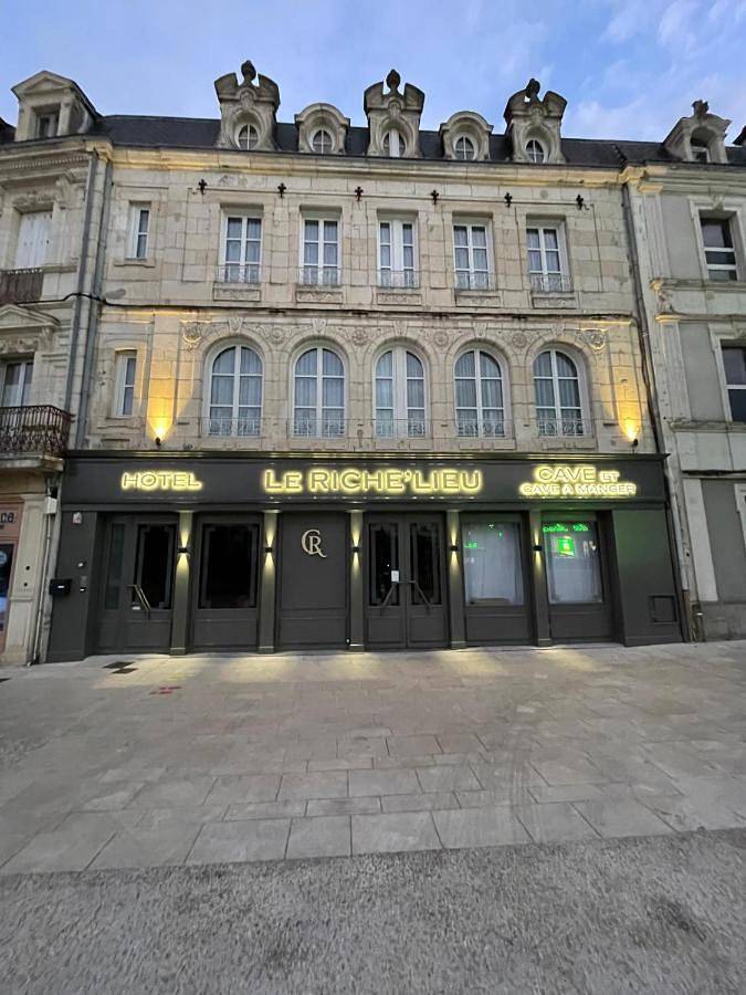 Hôtel pour 2 personnes, avec Terrasse à Luçon
