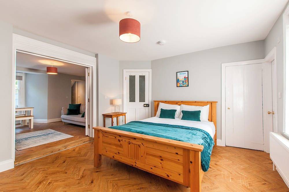 Ganze Wohnung, Trinity Garden Apartment – Steps from Margate’s Old Town & Beaches - Christmas Availability in Botany Bay, Kent