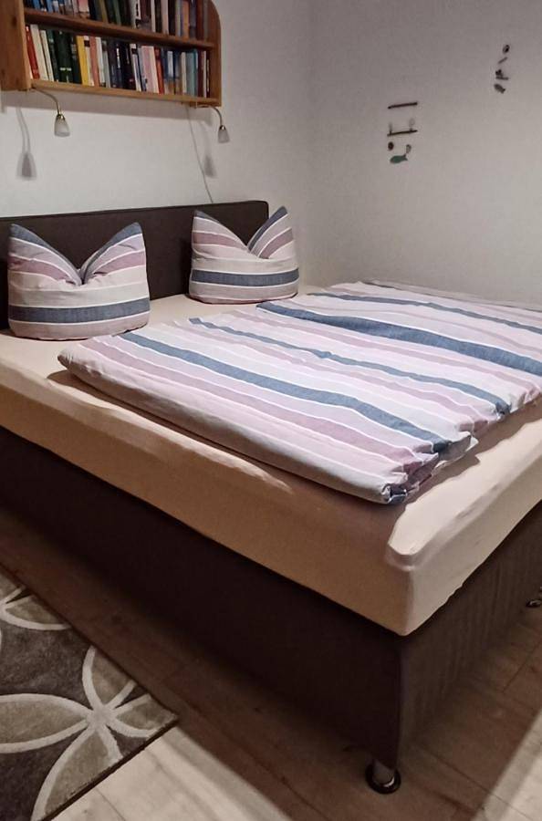 Ganze Wohnung, Ferienbungalow - Mein Erholungsreich, Garten eingezäunt, Hunde kostenlos in Garz/Rügen, Rügen