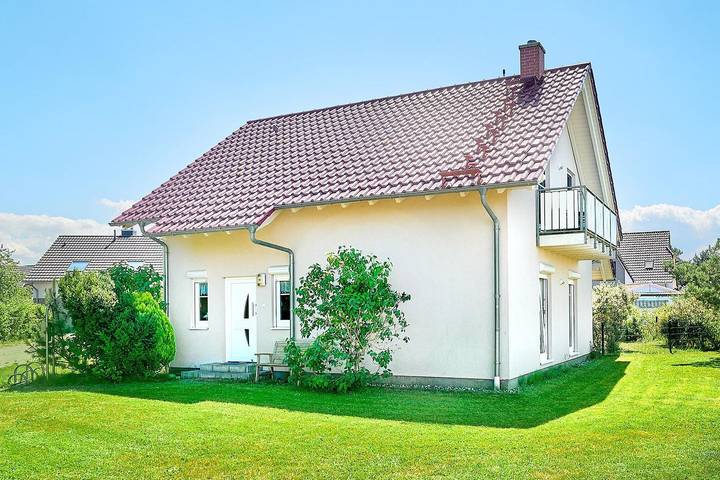 Ferienhaus für 6 Personen, mit Balkon und Terrasse sowie Garten und Sauna in Fuhlendorf