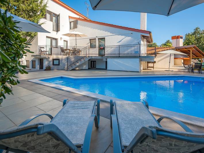 Ferienhaus für 8 Personen, mit Balkon und Garten in Nova Vas - 4
