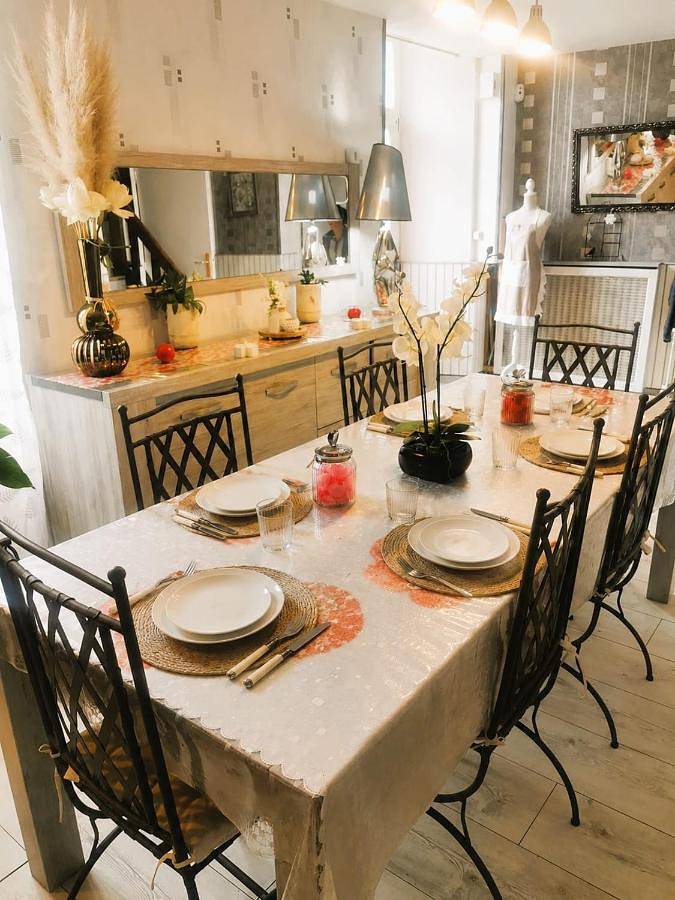Gîte pour 8 personnes, avec Terrasse à Chelun - 4
