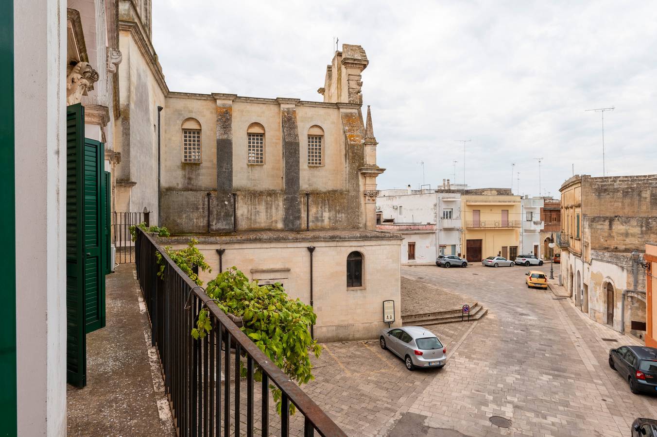 Room 'Costantini - Rosa' with Shared Terrace, Wi-Fi and Air Conditioning in San Donato di Lecce, Lecce-provinsen