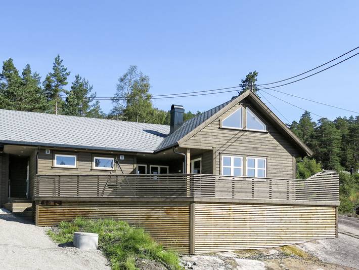 Ferienhaus für 10 Personen, mit Terrasse und Garten in Åseral