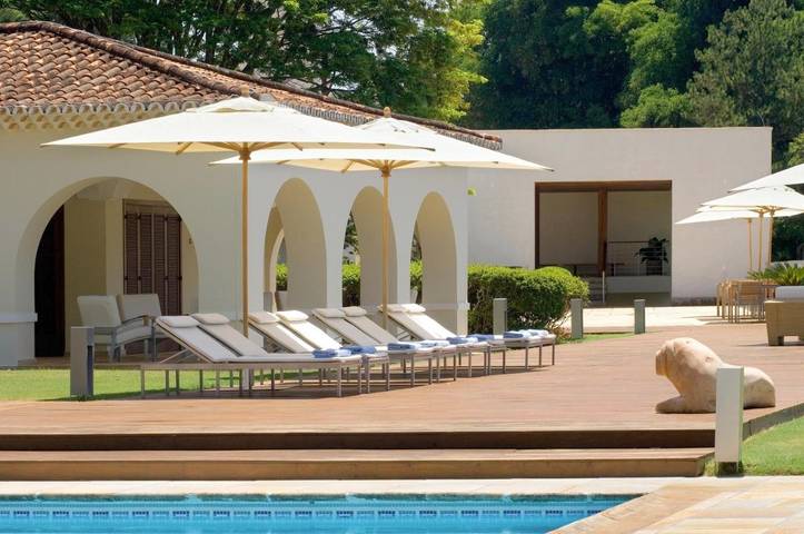 Casas e apartamentos de temporada para 4 pessoas, com vista e piscina e ainda jardim and sauna em São João del-Rei