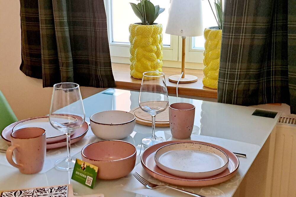 Ganze Wohnung, Green Escape Ferienwohnung in ruhiger Lage ideal für Paare nahe Pückler Park in Bad Muskau, Görlitz & Umgebung