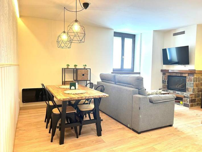 Casa rural para 4 personas, Se admiten mascotas en Esterri de Aneu