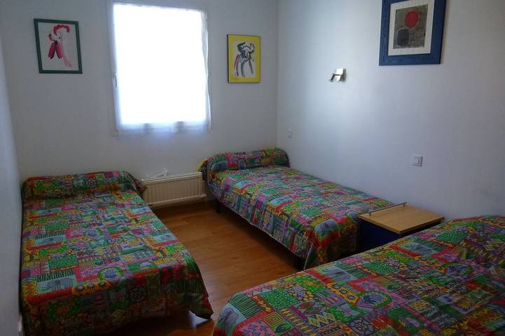 Location de vacances pour 7 personnes, avec terrasse et jardin à Saint-Molf - 3