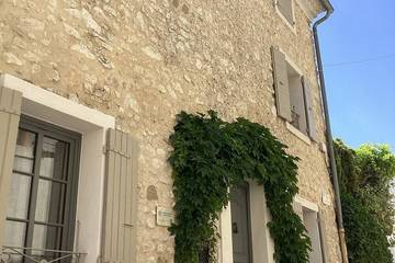 Gîte pour 6 personnes à Velleron