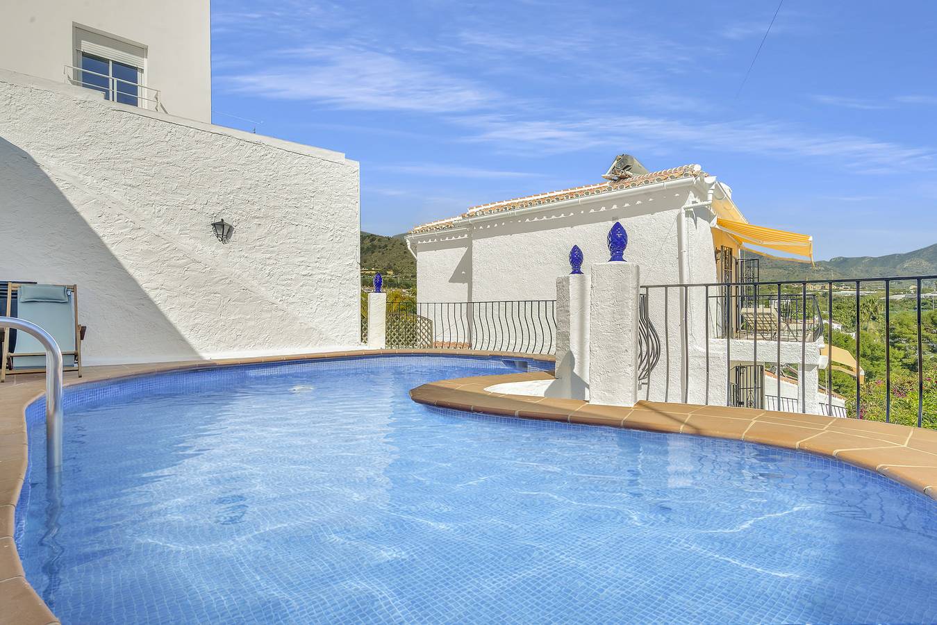 - Villa Chumbera in Playa de Burriana, Nerja