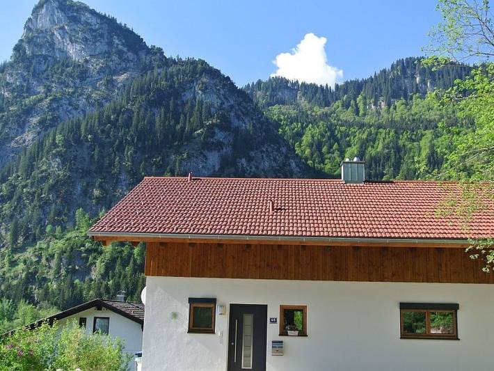 Ferienhaus für 6 Personen, mit Terrasse und Sauna sowie Garten in der Zugspitzregion - 2