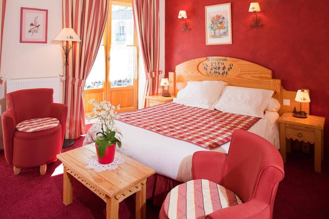 Comfort Double Room in Cauterets, Parc national des Pyrénées