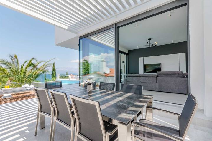 Villa pour 8 personnes, avec balcon à Sutivan - 3