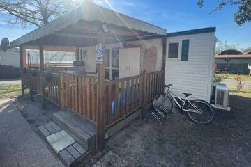 Mobil home pour 6 personnes à Azur