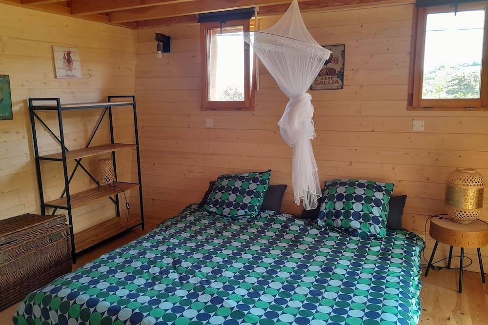 Cabin located in a natural environment, located between sea and mountain. in Hasparren, Bayonne region