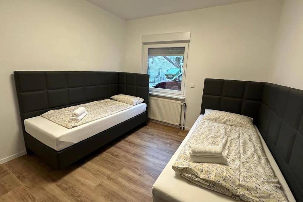 Ganze Wohnung, Erdgeschosswohnung mit Garten - Guestrooms24 - Marl in Marl, Naturpark Hohe Mark - Westmünsterland