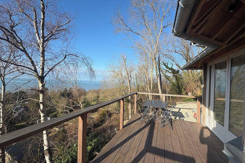 Quiet house with sea view in Villerville, Region de Lisieux