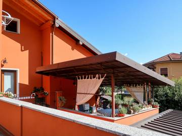 Ferienwohnung für 4 Personen, mit Balkon und Garten in der Lombardei