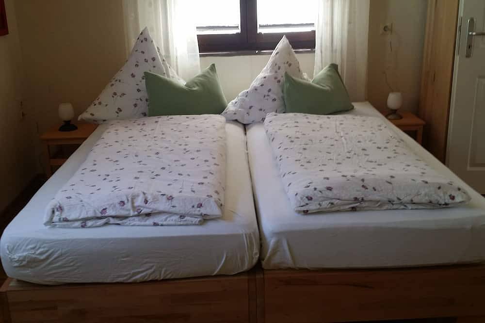 Ganze Wohnung, Fewo im Erdgeschoss für 1 - 2 Personen für Urlauber und für Geschäftsreisende in Oberzent, Odenwaldkreis