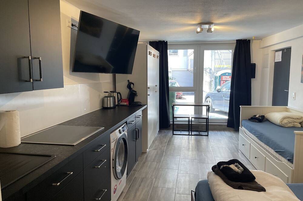 Ganze Wohnung, Beutelsbacherstr. 12 C in Stuttgart: Moderne und zentrale Wohnung. in Stuttgart, Stuttgart Region