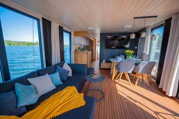 Hausboot für 7 Personen, mit Terrasse in Fürstenberg/Havel