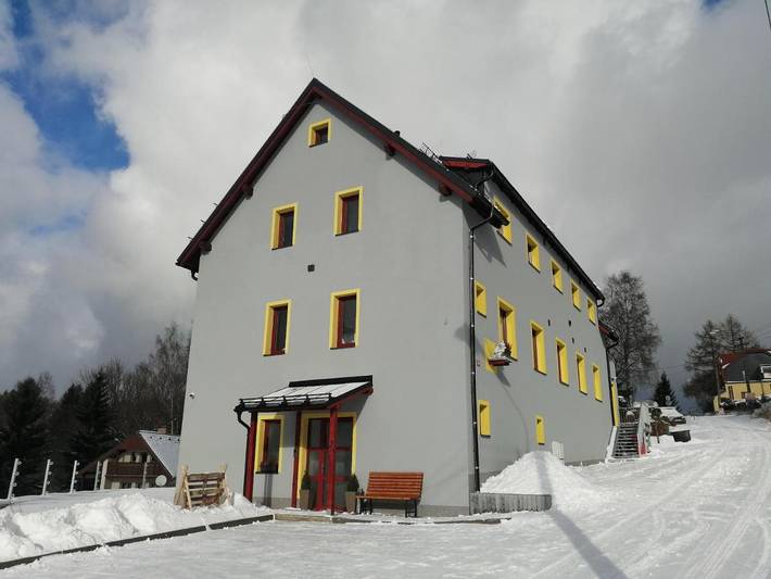 Ferienwohnung für 3 Personen, mit Garten und Sauna sowie Ausblick, mit Haustier