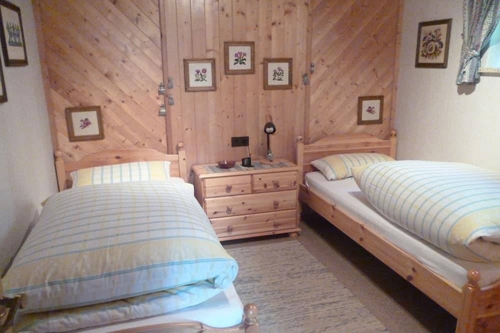 Ganze Wohnung, Ferienwohnung direkt am Wald, in Kreuzeckgruppe, Reißeck