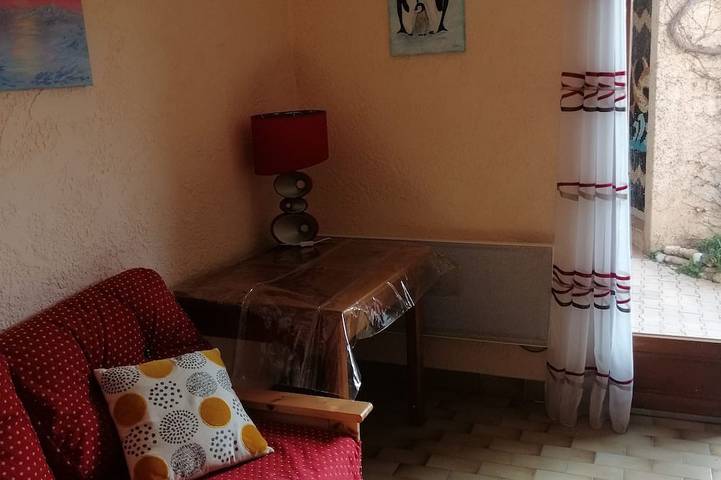 Ganze Wohnung, Apartment 38 m2, 4 persons, Wifi Fiber, Ste Croix du verdon lakefront in Sainte-Croix-du-Verdon, Verdonschlucht