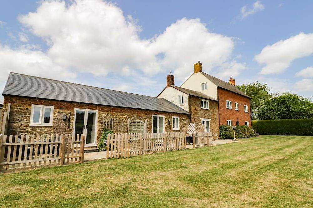 Cottage for 2 People in Hellidon, Northamptonshire