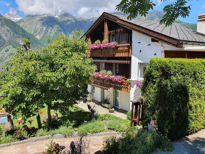 Ganze Ferienwohnung, Ferienwohnung Schneevogul - Ferienwohnung Schneevogul, 4 Personen, 55m2 in Grächen, Walliser Alpen