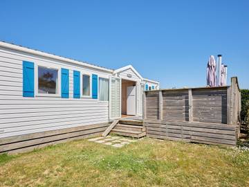 Gîte pour 6 personnes, avec piscine et jardin, animaux acceptés à Les Pieux