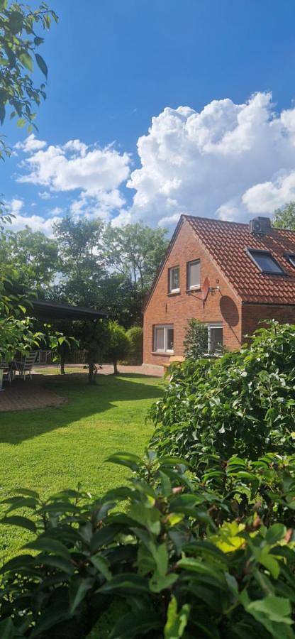 Ferienwohnung für 3 Personen, mit Garten und Ausblick sowie Sauna, mit Haustier - 1