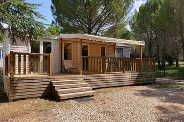 Location de vacances pour 4 personnes, avec balcon à Bédarieux