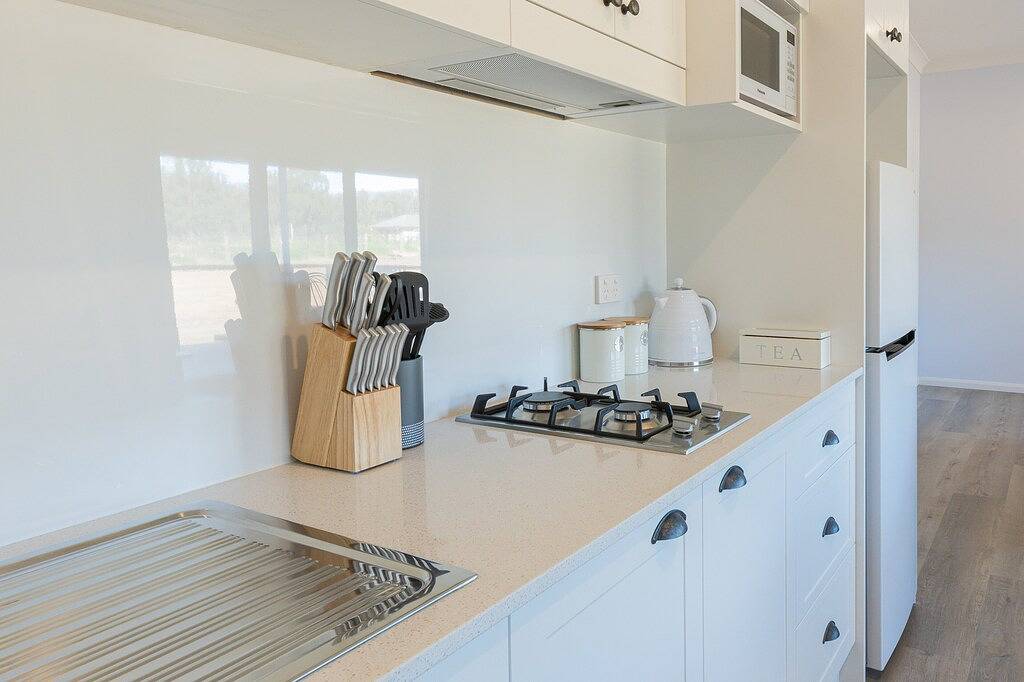 Spa Cottage, overlooking vineyard in Pokolbin, Hunter Valley