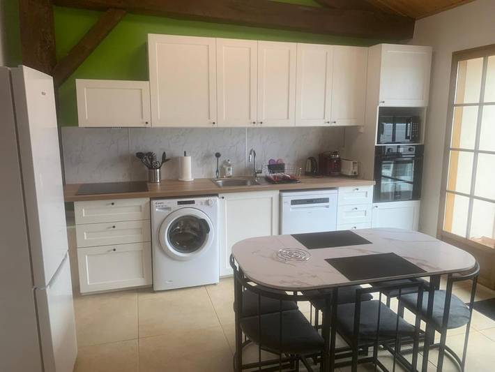 Location de vacances pour 5 personnes, avec Terrasse ainsi que Jardin et Vue à Saint-Révérend