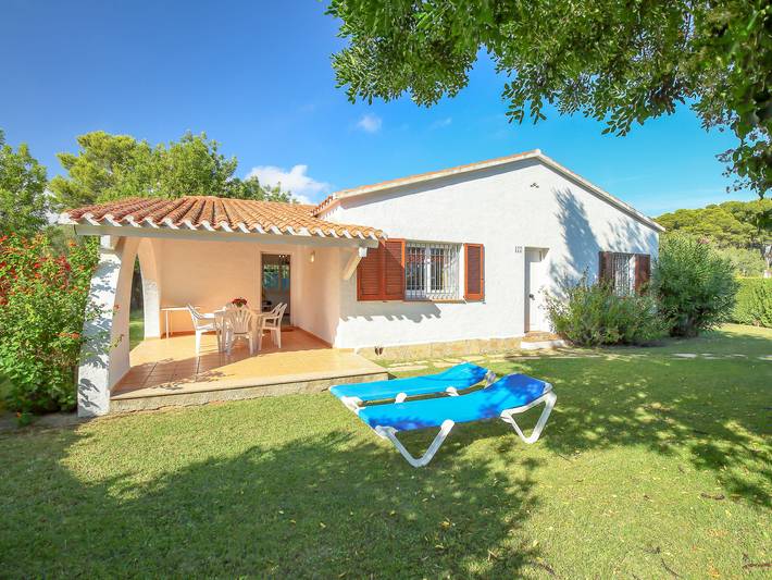 Ferienhaus für 6 Personen, mit Terrasse und Garten sowie Sauna in Cambrils