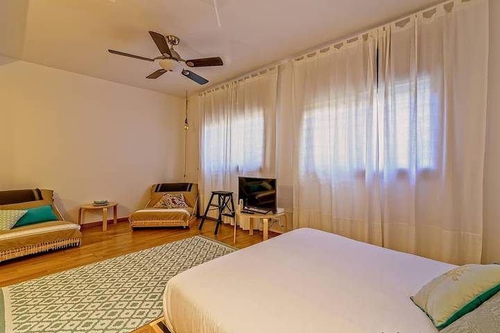 Appartement entier, Tata's House, junto playa y Barcelona Centro in El Masnou, Costa del Maresme