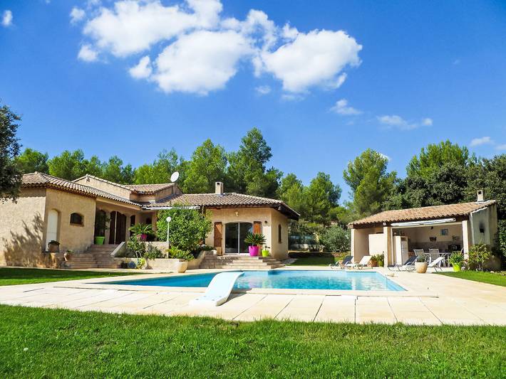 Ferienhaus für 6 Personen, mit Terrasse und Pool in La Cadière-d'Azur - 2