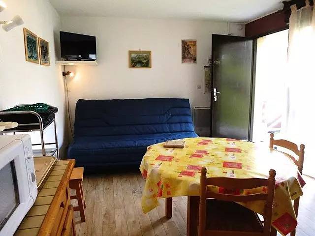 Estudio para 5 personas, con vistas - 1