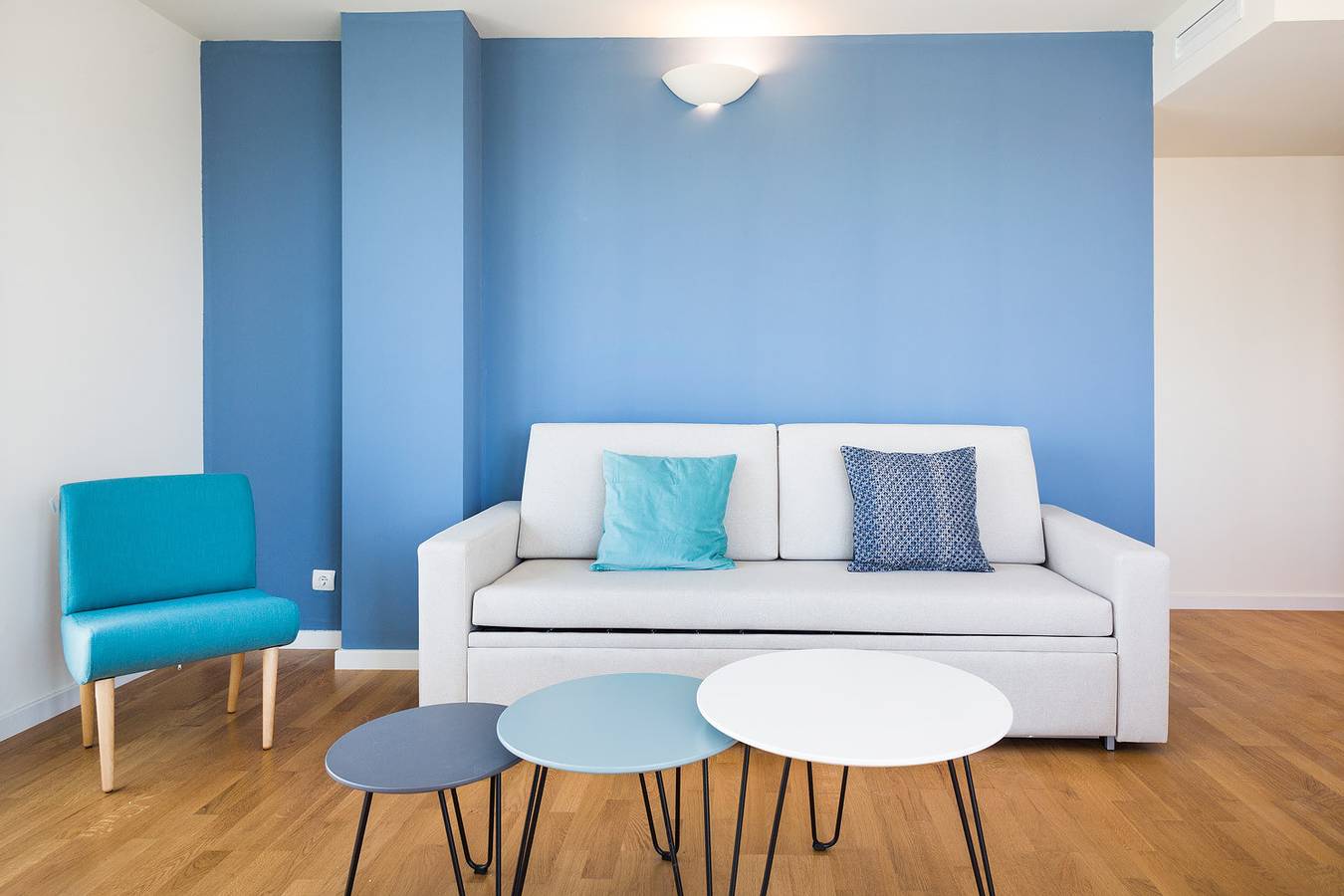 Apartamento entero, Apartamento de vacaciones para 6 personas con balcón/terraza in San Adrián del Besós, Barcelonés