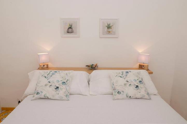 Ferienhaus für 4 Personen, mit Balkon und Terrasse sowie Ausblick in Capri - 2