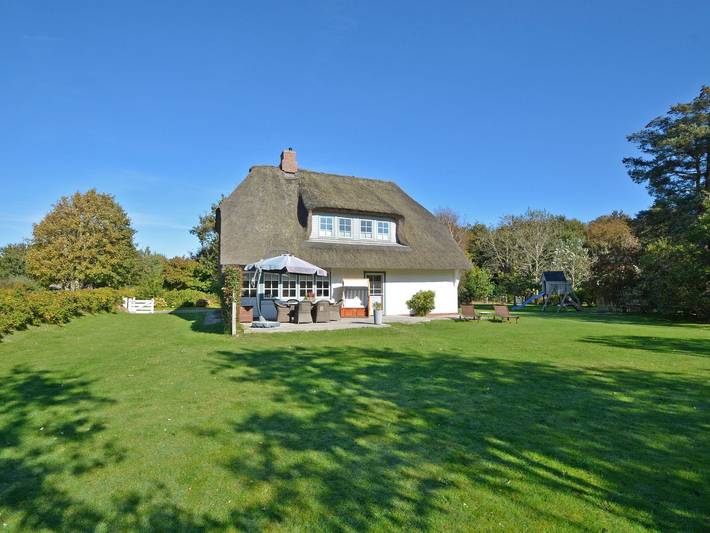 Ferienhaus für 6 Personen, mit Terrasse und Sauna sowie Garten in Nieblum - 2