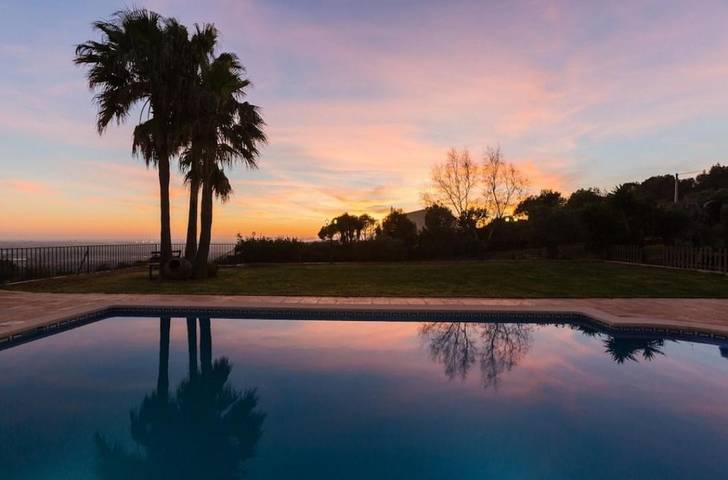 Ferienhaus für 8 Personen, mit Terrasse und Garten sowie Pool und Ausblick in Palma