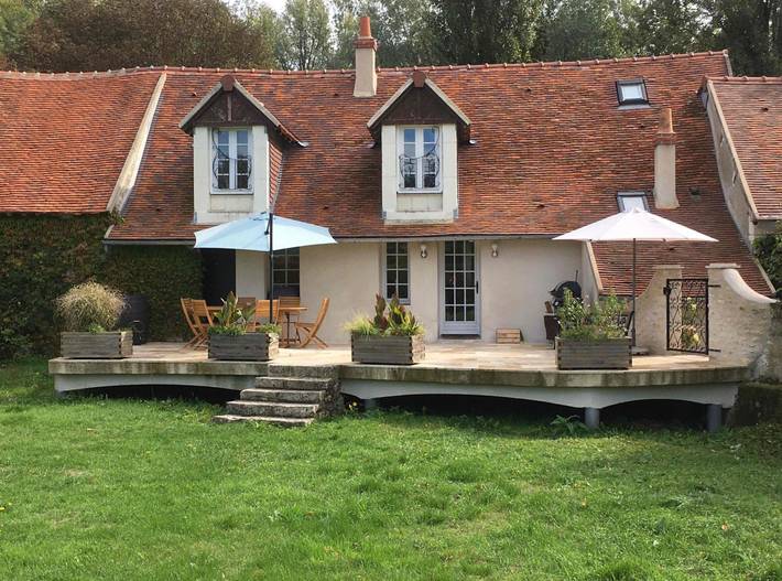 Gîte pour 6 personnes, avec terrasse et jardin