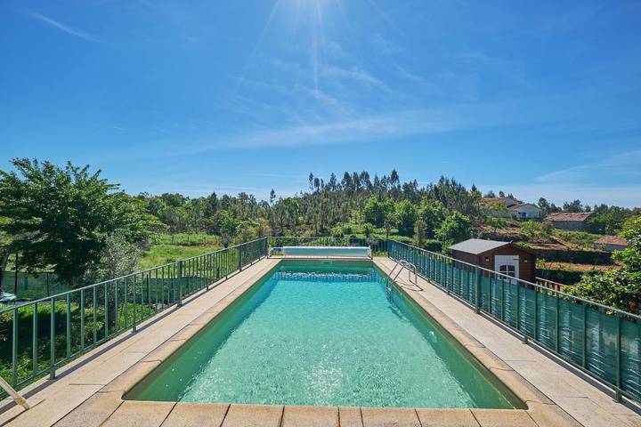 Casa de férias para 6 pessoas, com Terraço e Jardim e ainda Piscina and Vista em Pedrógão Grande